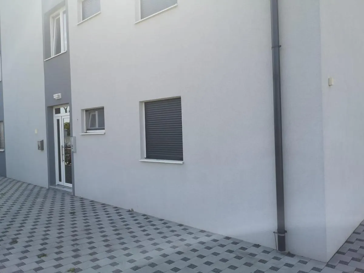 La Selina Nin Apartman 0*,  Horvátország